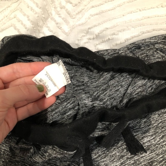 Workout shorts gray/black - Picture 3 of 5